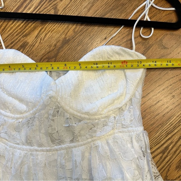 NWT For Love & Lemons Lorena Maxi Dress in White Lace Size Medium Bridal Wedding - Picture 12 of 13